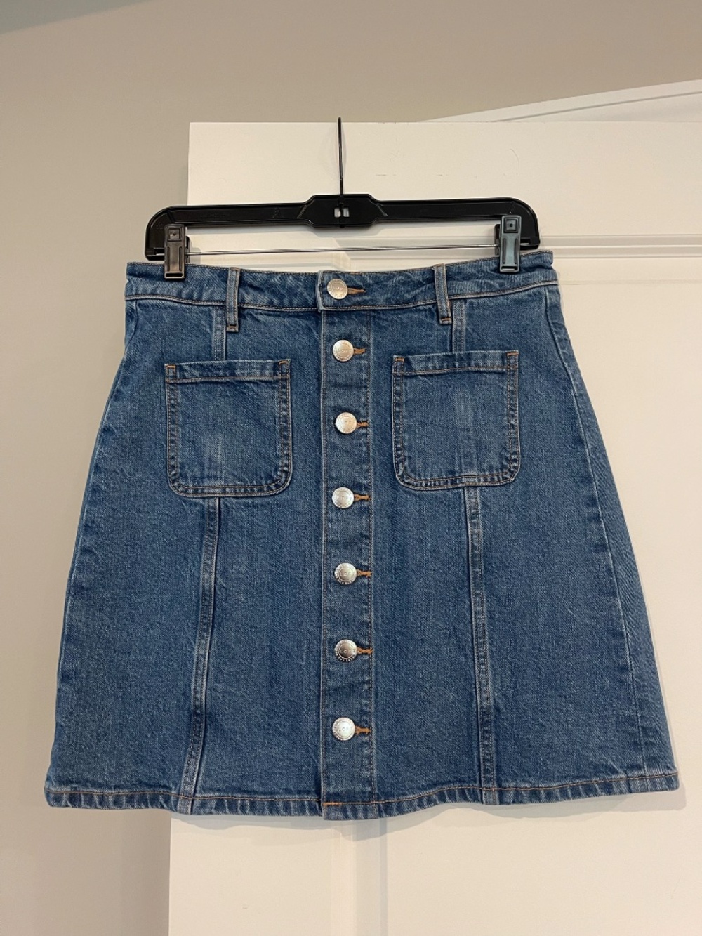 Loft outlet denim mini skirt- size 4